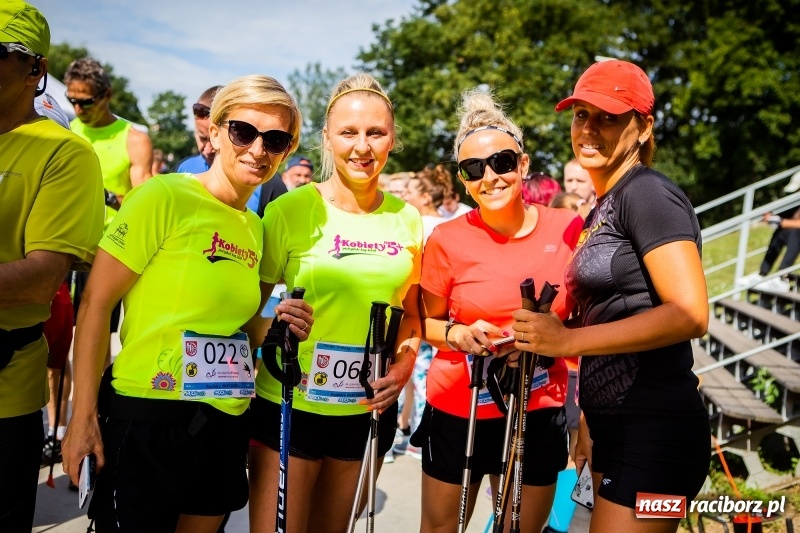 Zdjęcie w galerii na portalu naszraciborz.pl: Nordic Walking koroną wałów w Raciborzu wiadomości z regionu