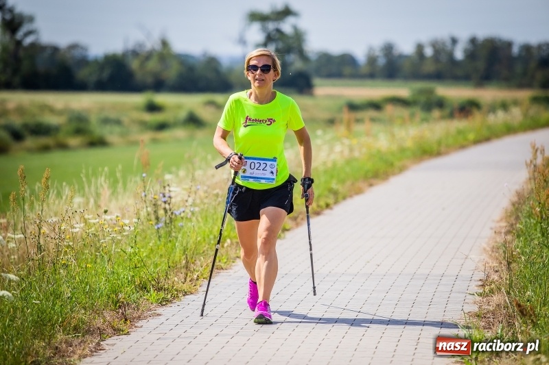 Zdjęcie w galerii na portalu naszraciborz.pl: Nordic Walking koroną wałów w Raciborzu wiadomości z regionu