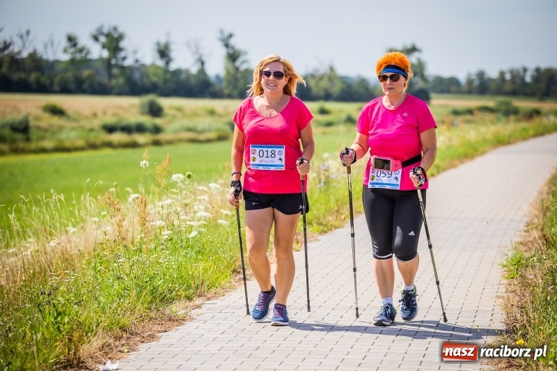 Zdjęcie w galerii na portalu naszraciborz.pl: Nordic Walking koroną wałów w Raciborzu wiadomości z regionu