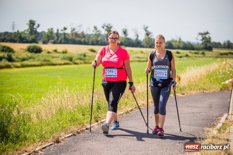 Zdjęcie w galerii na portalu naszraciborz.pl: Nordic Walking koroną wałów w Raciborzu wiadomości z regionu