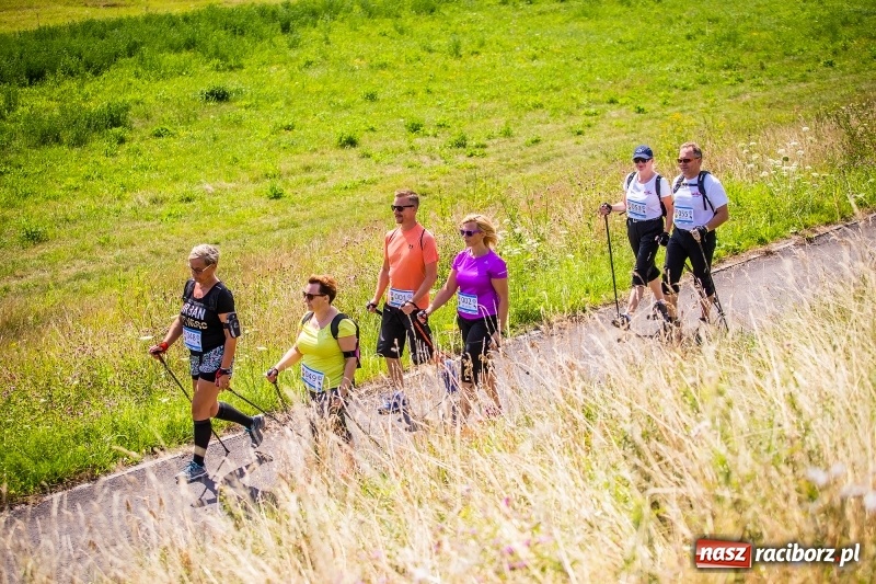 Zdjęcie w galerii na portalu naszraciborz.pl: Nordic Walking koroną wałów w Raciborzu wiadomości z regionu