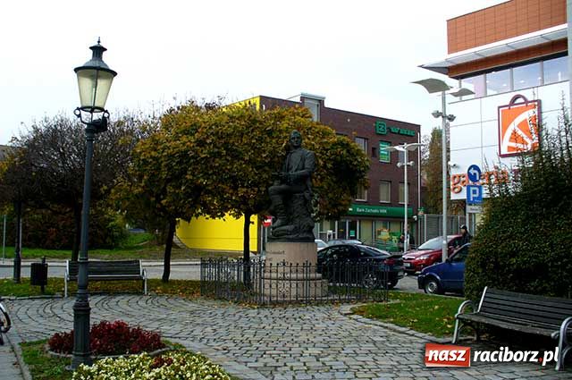 Zdjęcie w galerii na portalu naszraciborz.pl: Światło dla ptaszków wiadomości z regionu