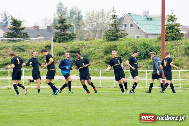 Zdjęcie w galerii na portalu naszraciborz.pl: Pietrowice WIELKIE na kolanach wiadomości z regionu