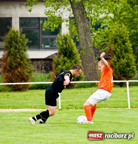 Zdjęcie w galerii na portalu naszraciborz.pl: Pietrowice WIELKIE na kolanach wiadomości z regionu