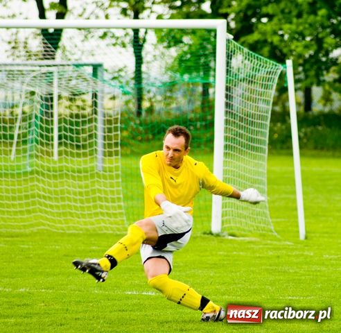 Zdjęcie w galerii na portalu naszraciborz.pl: Pietrowice WIELKIE na kolanach wiadomości z regionu