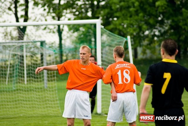 Zdjęcie w galerii na portalu naszraciborz.pl: Pietrowice WIELKIE na kolanach wiadomości z regionu