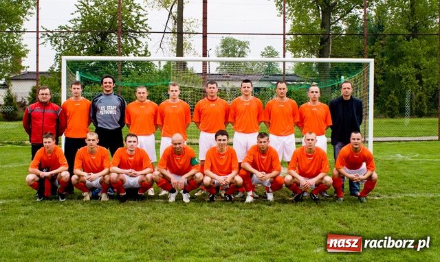 Zdjęcie w galerii na portalu naszraciborz.pl: Pietrowice WIELKIE na kolanach wiadomości z regionu