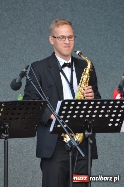 Zdjęcie w galerii na portalu naszraciborz.pl: Letnie muzykowanie z Saksoholikami  wiadomości z regionu