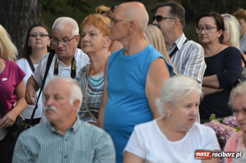 Zdjęcie w galerii na portalu naszraciborz.pl: Letnie muzykowanie z Saksoholikami  wiadomości z regionu