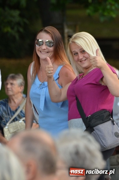 Zdjęcie w galerii na portalu naszraciborz.pl: Letnie muzykowanie z Saksoholikami  wiadomości z regionu