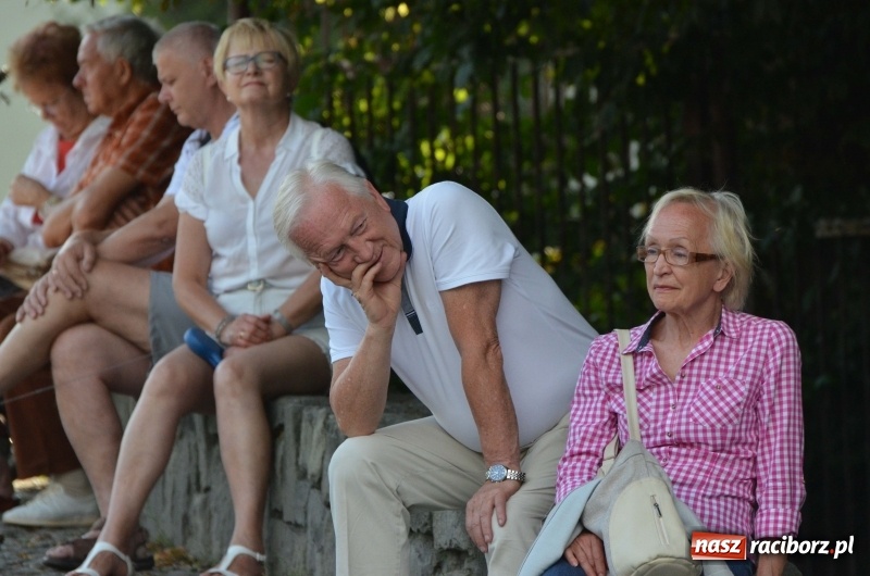 Zdjęcie w galerii na portalu naszraciborz.pl: Letnie muzykowanie z Saksoholikami  wiadomości z regionu