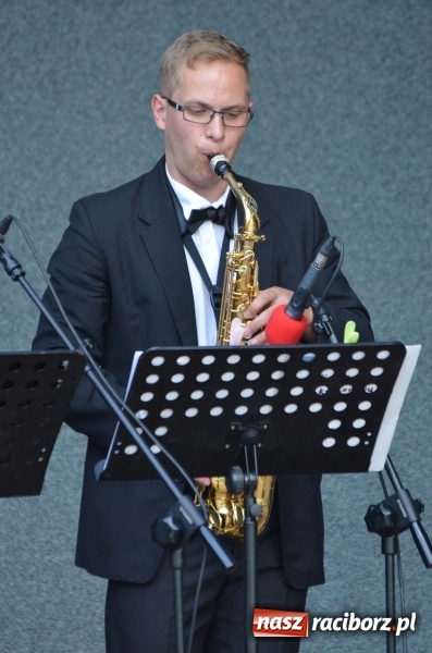 Zdjęcie w galerii na portalu naszraciborz.pl: Letnie muzykowanie z Saksoholikami  wiadomości z regionu