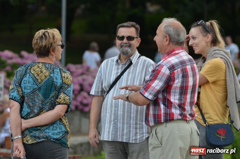 Zdjęcie w galerii na portalu naszraciborz.pl: Letnie muzykowanie z Saksoholikami  wiadomości z regionu