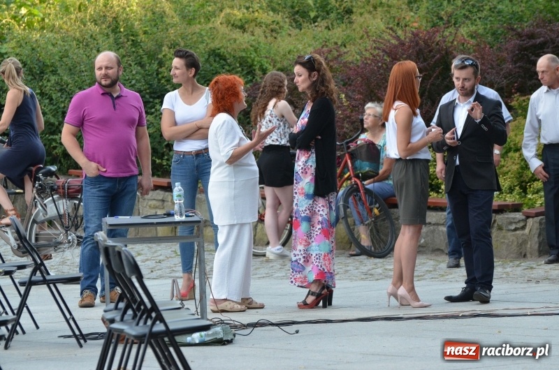 Zdjęcie w galerii na portalu naszraciborz.pl: Letnie muzykowanie z Saksoholikami  wiadomości z regionu