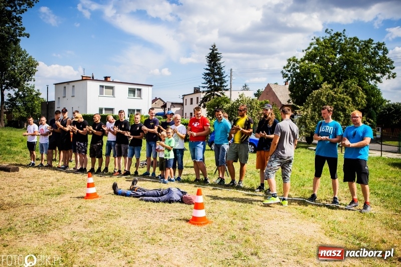 Zdjęcie w galerii na portalu naszraciborz.pl: Żelazny jak strażak. Mordercze zawody w Krzanowicach  wiadomości z regionu