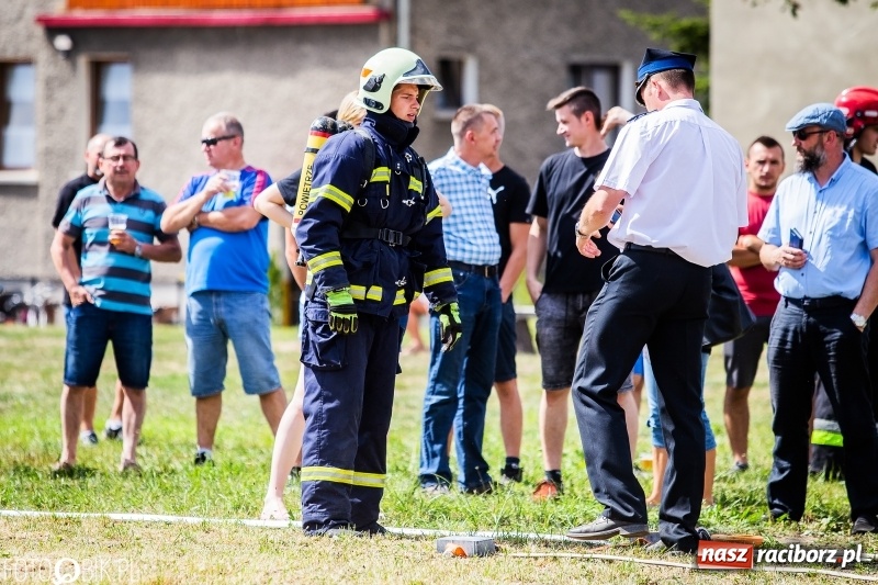 Zdjęcie w galerii na portalu naszraciborz.pl: Żelazny jak strażak. Mordercze zawody w Krzanowicach  wiadomości z regionu