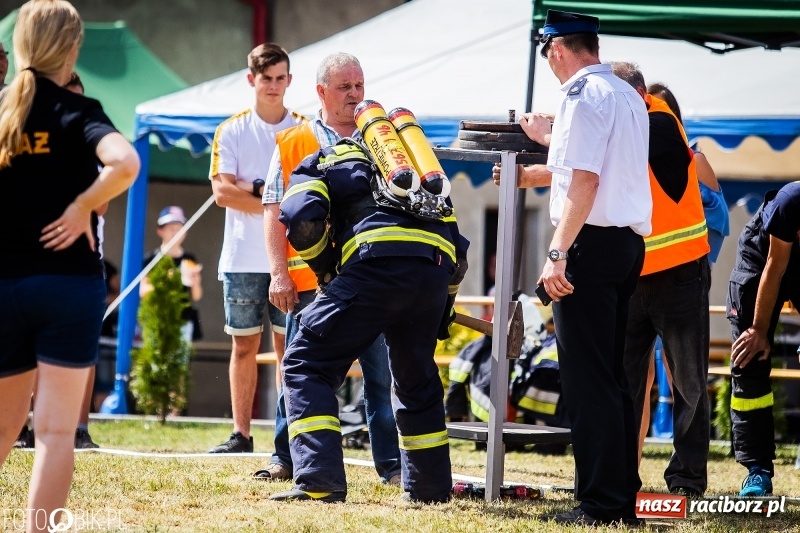 Zdjęcie w galerii na portalu naszraciborz.pl: Żelazny jak strażak. Mordercze zawody w Krzanowicach  wiadomości z regionu