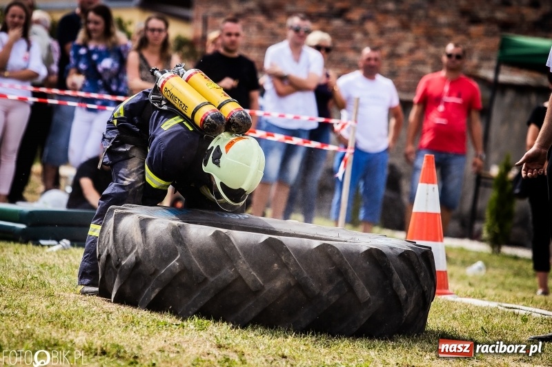 Zdjęcie w galerii na portalu naszraciborz.pl: Żelazny jak strażak. Mordercze zawody w Krzanowicach  wiadomości z regionu