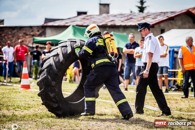 Zdjęcie w galerii na portalu naszraciborz.pl: Żelazny jak strażak. Mordercze zawody w Krzanowicach  wiadomości z regionu