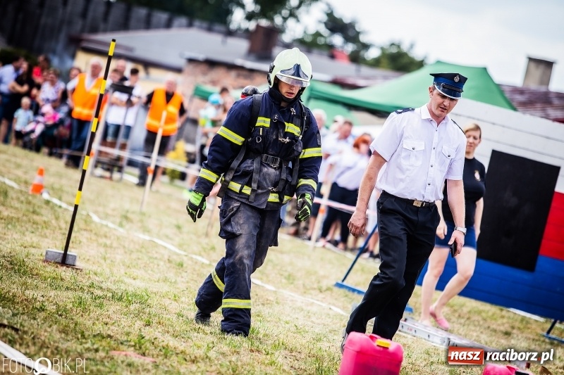 Zdjęcie w galerii na portalu naszraciborz.pl: Żelazny jak strażak. Mordercze zawody w Krzanowicach  wiadomości z regionu