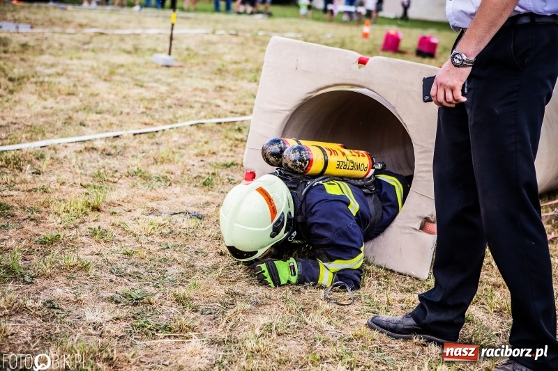 Zdjęcie w galerii na portalu naszraciborz.pl: Żelazny jak strażak. Mordercze zawody w Krzanowicach  wiadomości z regionu