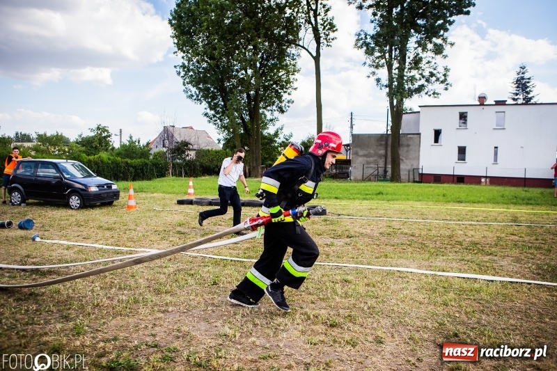 Zdjęcie w galerii na portalu naszraciborz.pl: Żelazny jak strażak. Mordercze zawody w Krzanowicach  wiadomości z regionu