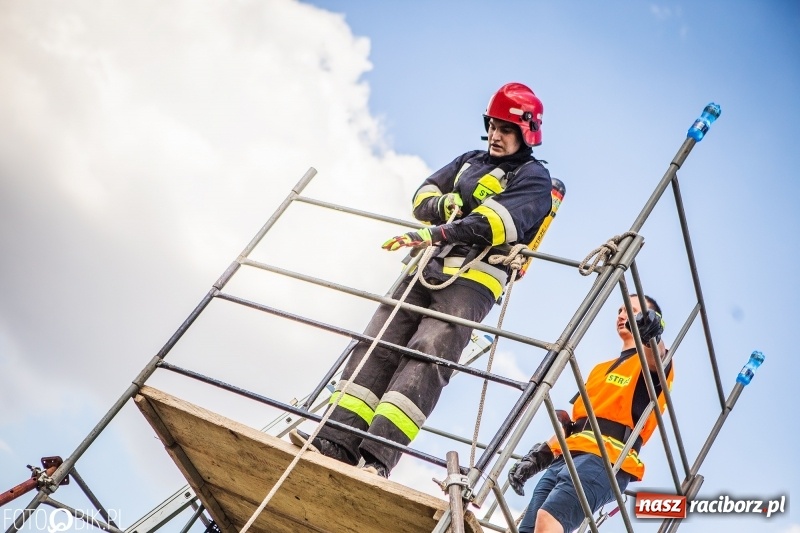 Zdjęcie w galerii na portalu naszraciborz.pl: Żelazny jak strażak. Mordercze zawody w Krzanowicach  wiadomości z regionu