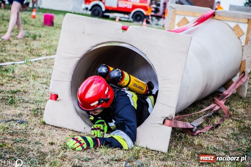 Zdjęcie w galerii na portalu naszraciborz.pl: Żelazny jak strażak. Mordercze zawody w Krzanowicach  wiadomości z regionu