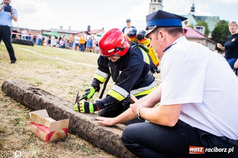 Zdjęcie w galerii na portalu naszraciborz.pl: Żelazny jak strażak. Mordercze zawody w Krzanowicach  wiadomości z regionu