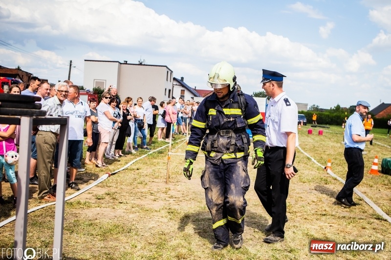 Zdjęcie w galerii na portalu naszraciborz.pl: Żelazny jak strażak. Mordercze zawody w Krzanowicach  wiadomości z regionu