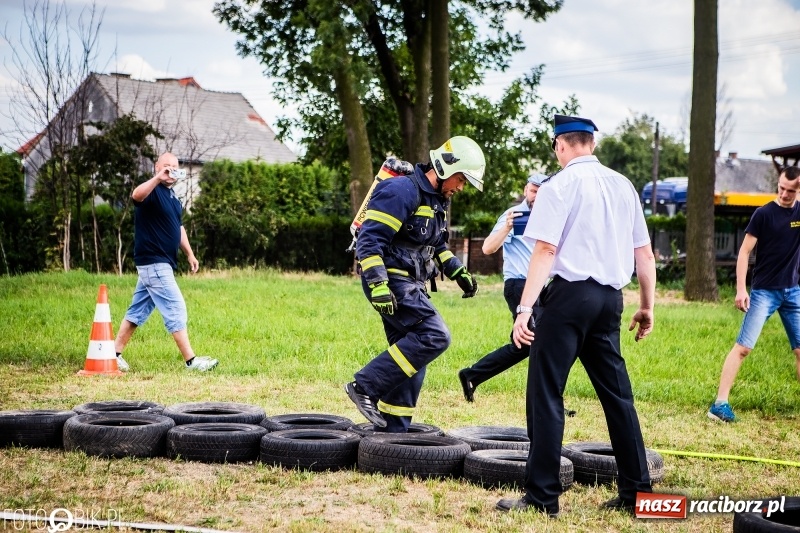 Zdjęcie w galerii na portalu naszraciborz.pl: Żelazny jak strażak. Mordercze zawody w Krzanowicach  wiadomości z regionu