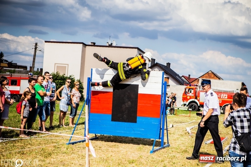 Zdjęcie w galerii na portalu naszraciborz.pl: Żelazny jak strażak. Mordercze zawody w Krzanowicach  wiadomości z regionu