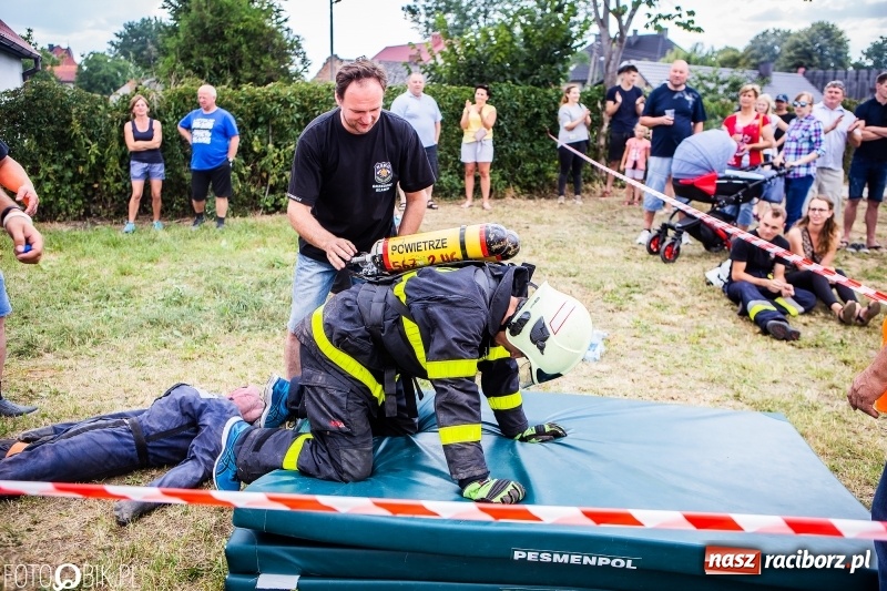 Zdjęcie w galerii na portalu naszraciborz.pl: Żelazny jak strażak. Mordercze zawody w Krzanowicach  wiadomości z regionu