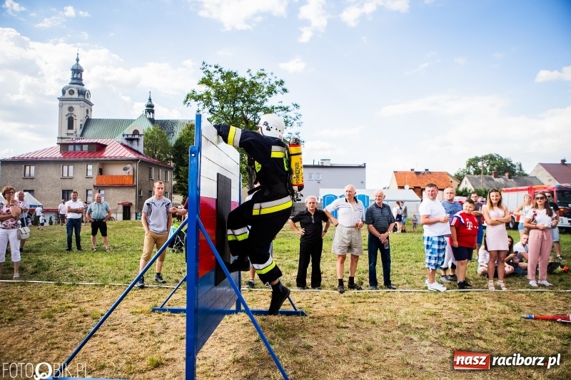 Zdjęcie w galerii na portalu naszraciborz.pl: Żelazny jak strażak. Mordercze zawody w Krzanowicach  wiadomości z regionu