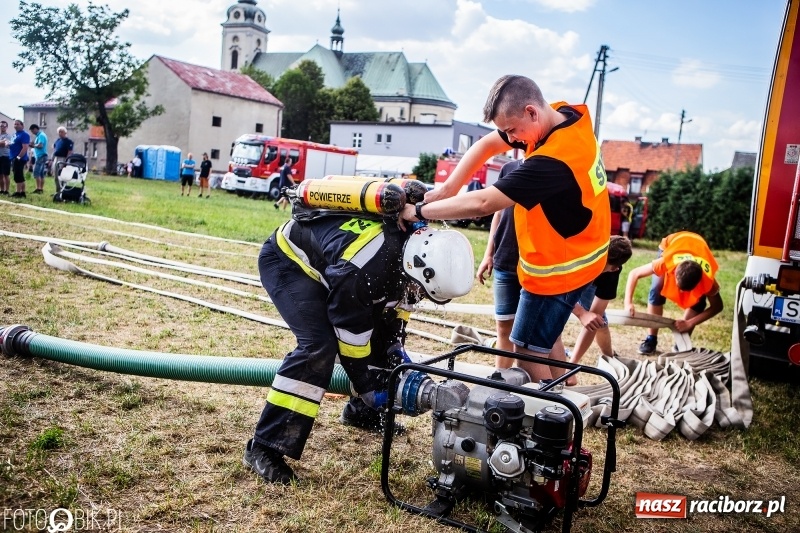 Zdjęcie w galerii na portalu naszraciborz.pl: Żelazny jak strażak. Mordercze zawody w Krzanowicach  wiadomości z regionu