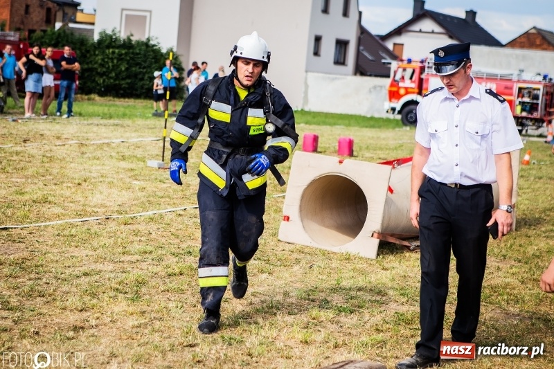 Zdjęcie w galerii na portalu naszraciborz.pl: Żelazny jak strażak. Mordercze zawody w Krzanowicach  wiadomości z regionu