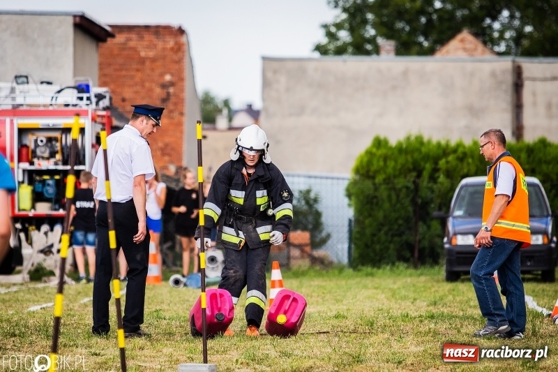 Zdjęcie w galerii na portalu naszraciborz.pl: Żelazny jak strażak. Mordercze zawody w Krzanowicach  wiadomości z regionu