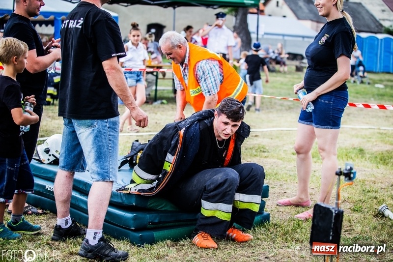 Zdjęcie w galerii na portalu naszraciborz.pl: Żelazny jak strażak. Mordercze zawody w Krzanowicach  wiadomości z regionu