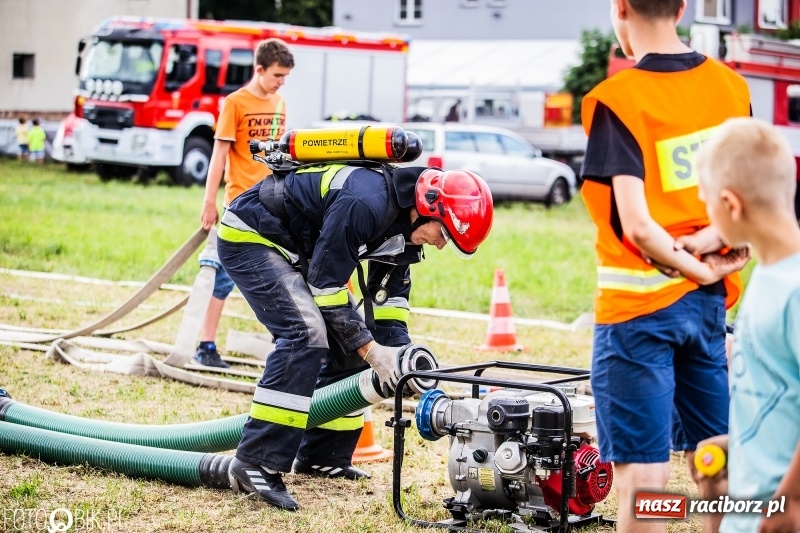Zdjęcie w galerii na portalu naszraciborz.pl: Żelazny jak strażak. Mordercze zawody w Krzanowicach  wiadomości z regionu