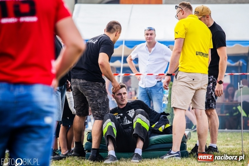 Zdjęcie w galerii na portalu naszraciborz.pl: Żelazny jak strażak. Mordercze zawody w Krzanowicach  wiadomości z regionu
