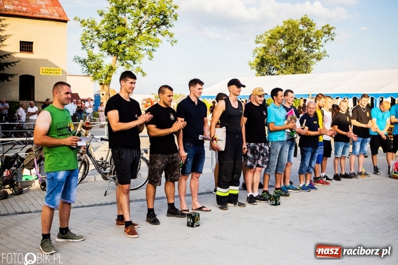 Zdjęcie w galerii na portalu naszraciborz.pl: Żelazny jak strażak. Mordercze zawody w Krzanowicach  wiadomości z regionu