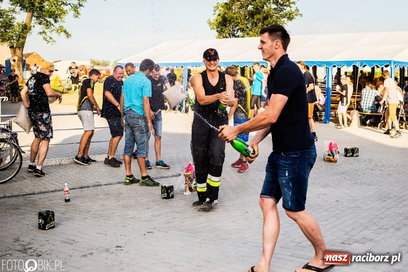 Zdjęcie w galerii na portalu naszraciborz.pl: Żelazny jak strażak. Mordercze zawody w Krzanowicach  wiadomości z regionu
