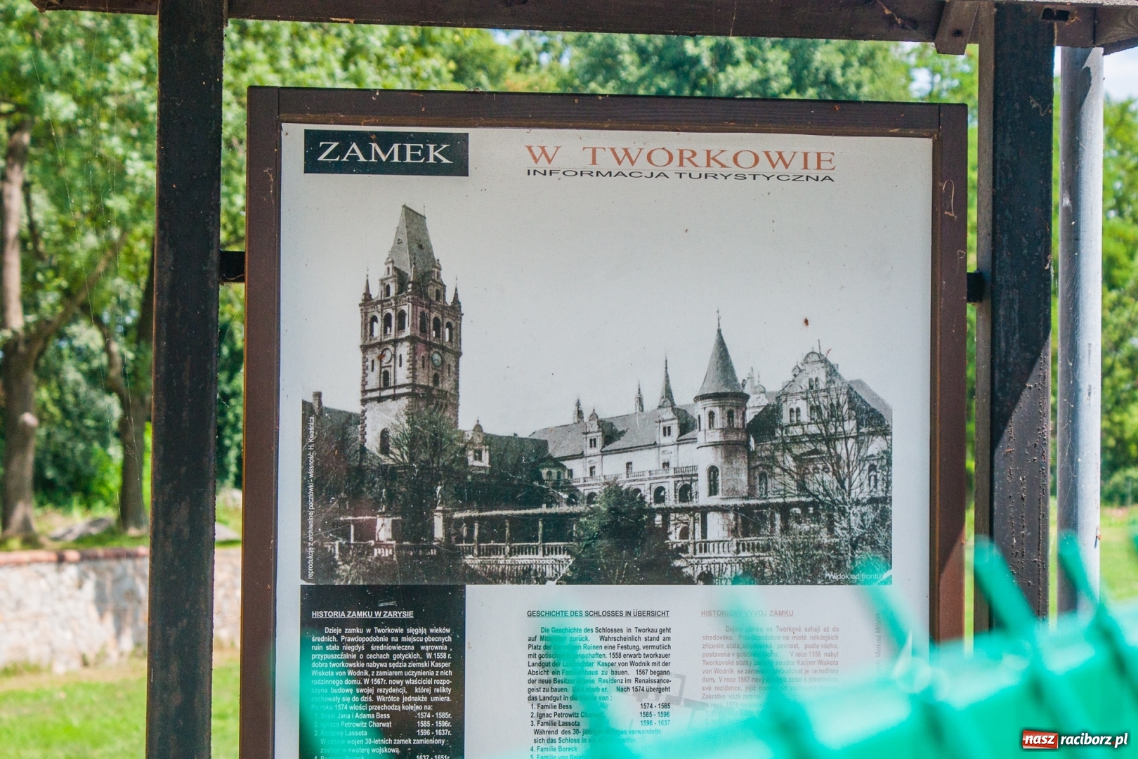 Zdjęcie w galerii na portalu naszraciborz.pl: Trwają prace przy częściowej odbudowie zamku w Tworkowie wiadomości z regionu