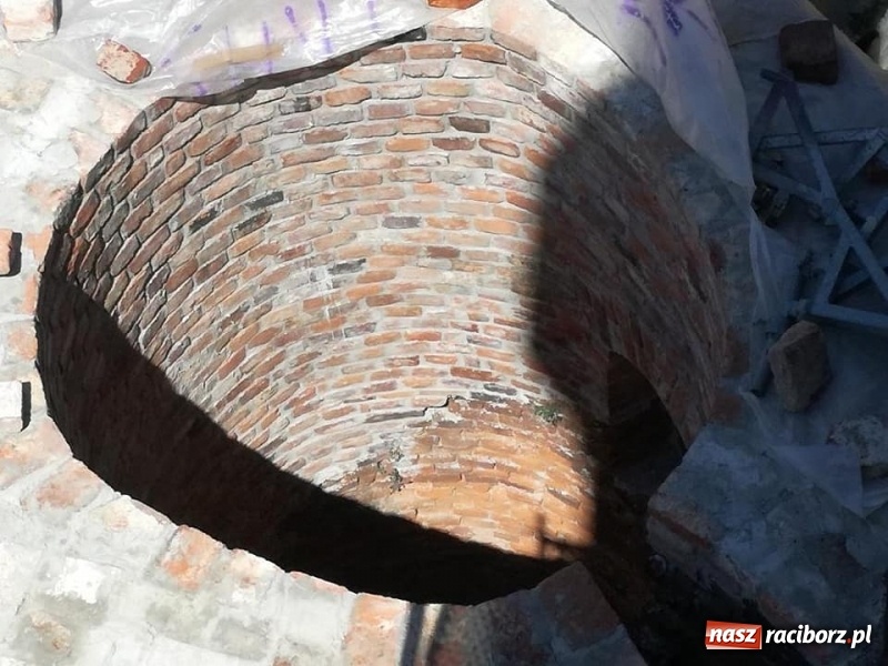 Zdjęcie w galerii na portalu naszraciborz.pl: Trwają prace przy częściowej odbudowie zamku w Tworkowie wiadomości z regionu