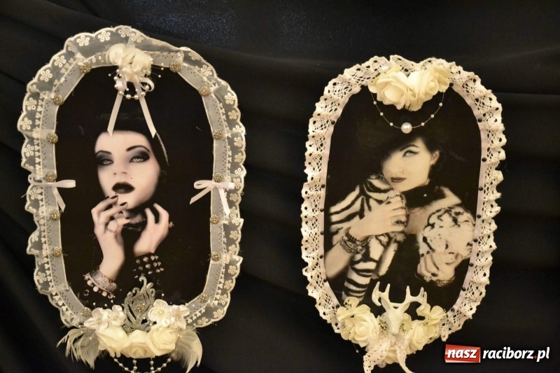 Zdjęcie w galerii na portalu naszraciborz.pl: DYPLOMY 2018 - wernisaż wystawy prac dyplomowych absolwentów PWSZ  wiadomości z regionu