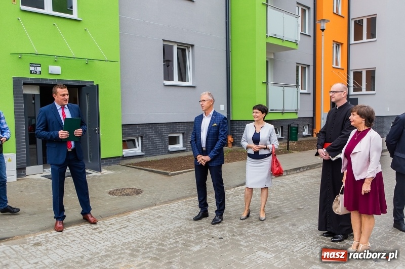 Zdjęcie w galerii na portalu naszraciborz.pl: Miasto oddało kolejnych dwadzieścia nowych mieszkań na Ostrogu  wiadomości z regionu