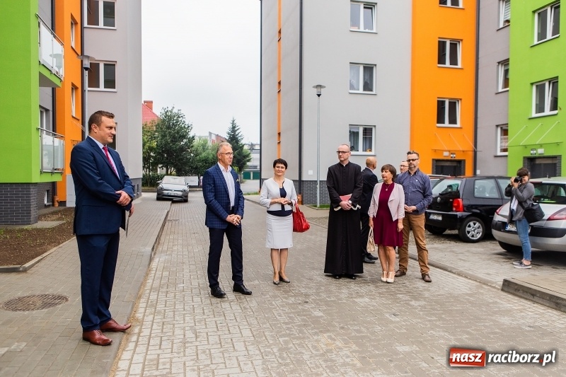 Zdjęcie w galerii na portalu naszraciborz.pl: Miasto oddało kolejnych dwadzieścia nowych mieszkań na Ostrogu  wiadomości z regionu