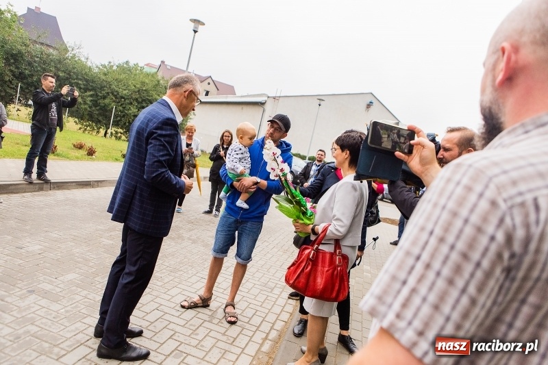 Zdjęcie w galerii na portalu naszraciborz.pl: Miasto oddało kolejnych dwadzieścia nowych mieszkań na Ostrogu  wiadomości z regionu