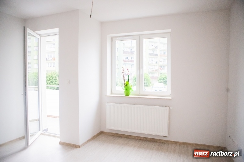 Zdjęcie w galerii na portalu naszraciborz.pl: Miasto oddało kolejnych dwadzieścia nowych mieszkań na Ostrogu  wiadomości z regionu