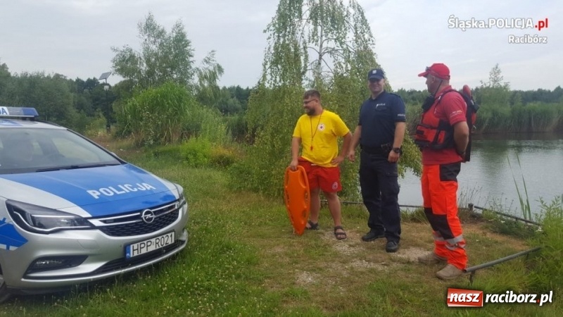 Zdjęcie w galerii na portalu naszraciborz.pl: Kuźniańscy policjanci i WOPR dbają o bezpieczeństwo nad wodą wiadomości z regionu